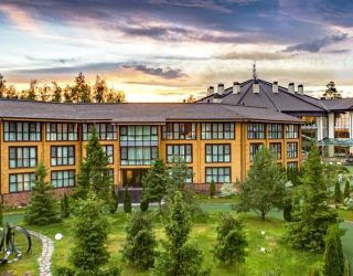 *Парк-отель LES Art Resort