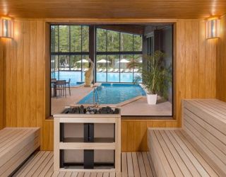 *Парк-отель LES Art Resort