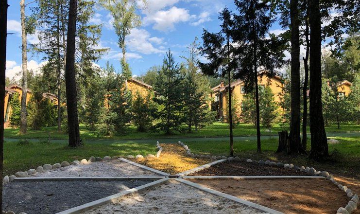 *Парк-отель LES Art Resort