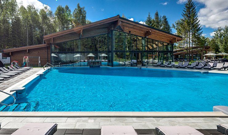 *Парк-отель LES Art Resort